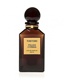 Crisp. Innovative. Sophisticated. Created especially for the Tom Ford store in Milan, this woody chypre epitomizes Italian quality, craftsmanship and sophistication. Achieving a perfect balance of tradition and innovation, its notes of robust citrus, verdant basil and mint blend effortlessly with radiant woods and resins around a warm cypress heart.