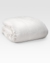 Plush, cozy goose down encased in a finespun cotton sateen cover, fur the ultimate in luxury and warmth.Baffled constructionGoose down fillCotton sateen coverMachine washMade in USA