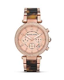 Rich rose gold and tortoise are all dressed up on MICHAEL Michael Kors' round watch. Take your cues from all-American style with this timeless ticker.