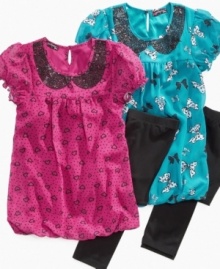 Style her sweetly. This bubble top and leggings set from Tempted brings a look that's comfy and cute.