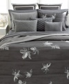 This Vera Wang Charcoal Flower quilt is the perfect finishing touch to your bedding ensemble. Its ultra-soft cotton voile texture provides an extra layer of comfort.