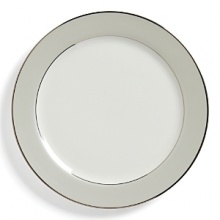 Embellished with a matte silvery border trimmed in sparkling platinum, the Solstice dinner plate will complement your dining experience throughout a lifetime of shifting trends and evolving fashions.