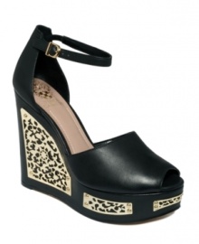 Step up to the plate. Gold tone filigree plates takes the Syla3 wedges by Vince Camuto from retro to rave-worthy.