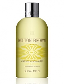 Orange oil with petitgrain and neroli. Vitamin-rich extracts provide anti-oxidant protection in our lively bath & body wash blend. Vital. Zesty. Energetic. Blended with: Vitamin concentrate (the A+B), orange oil (rich in the C), neroli oil (from orange blossoms) and woody, vibrant petitgrain. Made in England. 10 oz.