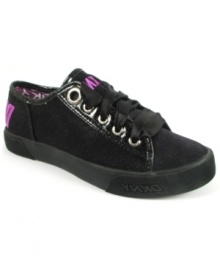 Comfy cute. Thick satin laces help these Linden sneakers from DKNY complement her fierce, fashionable style.