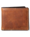 Classically rugged. Stay organized and looking cool with this leather wallet from Fossil.