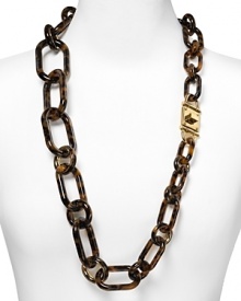 Timeless glamor is a hallmark of the MICHAEL Michael Kors brand. Make the look your new signature with this classically styled tortoise shell link necklace.