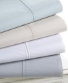 Pure luxury! This Martha Stewart Collection flat sheet provides endless comfort with a 300-thread count cotton percale texture.