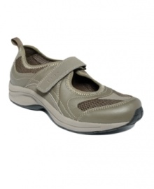 These shoes are made for walking! Made in a suede/mesh combination, Easy Spirit's round-toe Walkthru athletic shoes include a velcro closure on the vamp, removable footbed and flexible sole.