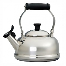 Le Creuset's most popular kettle shape now available in stainless steel. Easy-to-clean and will not tarnish.