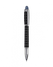 Diamond-cut lines across the easy-to-grip rubber-like surface add a futuristic touch to this exceptional pen, featuring signature Montblanc details like the embossed brand name and a platinum-plated clip.