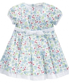 She'll be as beautiful as a bouquet in this pretty print dress from Little Me.