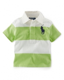 A classic short-sleeved striped cotton rugby for preppy, in-the-game style.