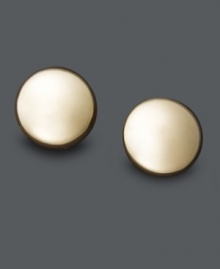 Add a hint of gold for ultimate luxury. These flat surface ball stud earrings feature a smooth 14k gold setting. Approximate diameter: 5 mm.