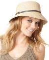 Flexible and packable straw construction and a face-framing microbrim add flair and function to this chic hat by Nine West.