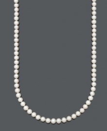 A long layer for a look that exudes elegance. This Belle de Mer necklace features AA+ cultured freshwater pearls (8-9 mm) with a 14k gold clasp. Approximate length: 30 inches.