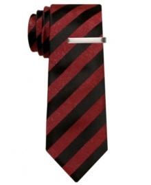 Shake up your ordinary stripes with the subtle sheen of this sophisticated Alfani skinny tie.