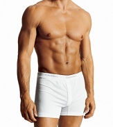 Slimmer, shorter fitting knit boxers with narrow leg opening and lower rise.