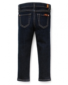 Lean and on-trend from 7 For All Mankind. The length hits just below the ankle with a fitted silhouette throughout.