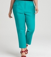 Boost your professional portfolio with these Calvin Klein pants that flaunt a peppy turquoise atop a slim, sleek silhouette. Maximize the color by teaming the pair with graphic florals.