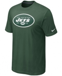 Go big! Display your love for the New York Jets loud and proud in this oversized-logo t-shirt from Nike.