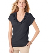 A draped cowl neckline and buttoned tabs add drama to this MICHAEL Michael Kors top for a simply stylish look!