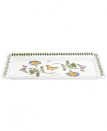 More than pretty, this sandwich tray transitions brilliantly from oven to table and has everything you love – colorful blooms, triple-leaf accents – about Portmeirion's Botanic Garden dinnerware.