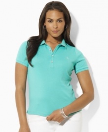 Designed for a flattering, body-contoured fit in soft finely ribbed cotton, this iconic plus size polo shirt from Lauren by Ralph Lauren receives a chic update with gleaming silvertone metal buttons.