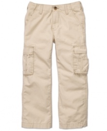 Give your little guy the space he needs to store all his essentials in these adventure-ready cargo pants from Osh Kosh.