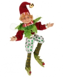 A unique & joyous celebration of Christmas, the Holly Leaf Pixie figurine features vibrant red and green fabrics and cute holly leaf designs to bring a festive feel to your holiday setting. An intricately crafted design from Mark Roberts.