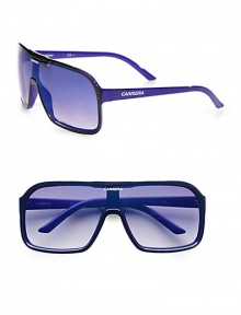 A sporty look for the weekend with lightweight plastic blue-and black frames and temple and front logo details.OptylBlue lens100% UV protectiveMade in Italy