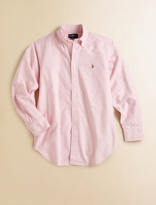 A long-sleeved sport shirt in classic cotton oxford, washed for softness.Button-down collarLong sleeves with button-down barrel cuffsButton-frontShirttail hemCottonMachine washImported Please note: Number of buttons may vary depending on size ordered. 