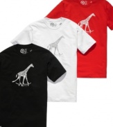 This t-shirt with giraffe graphic is the perfect complement to your urban jungle style.