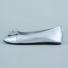 Simply Petals! Aleta Bow Tie Flat