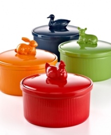 Character building. Bring your table to life with a quick splash of color topped off by a charming figural. An effortless way to make every meal more personal, this casserole is great looking and great for cooking, too, with an oven-to-table ceramic design, glazed non-porous exterior and dishwasher-safe promise. Lifetime warranty.