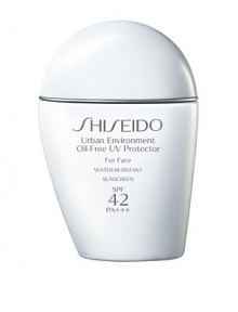 Oil-free daily protector against three major causes of skin cell damage: UV Rays, oxidation, and over production of sebum. This ultra-light formulation spreads smoothly and contains mineral powders and herbal extracts to maintain a pore-free and shine-free finish. Formulated with Shiseido's highly effective multi-defense sun protection system and advanced skincare ingredients which prevent damage and free radical production. Suitable for oily skin types. 1 oz.