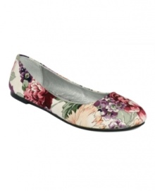 The round toe Palm Springs flats by Barefoot Tess are a shoe collection staple. They're available in a range of colors from basic black to purple floral--so you can't go wrong, no matter which you chose!