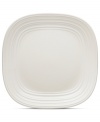 With the look of hand-thrown pottery in hard-wearing stoneware, the Swirl square dinner plate from Mikasa enhances casual meals with fuss-free elegance. A matte finish with glazed accents adds stylish distinction to pure white.