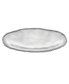 Pretty and polished, this Organics Bead bread tray from Lenox's collection of serveware and serving dishes combines a natural shape in bright aluminum with a delicately beaded edge. Qualifies for Rebate