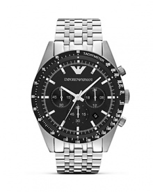 In town, and on business, this Emporio Armani watch is a self-assured acquisition, crafted of stainless steel with a bold, matte black dial.