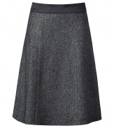 Elegant skirt made ​.​.of fine wool blend - Classic in charcoal grey heather - Feminine, lightly swaying A-line - A business skirt par excellence, to wear in the office, agency - In a pleasant, just above the knee length - Pair with tie blouses, delicate cashmere pullovers, blazers or twin sets and pumps or mules