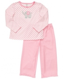 Your princess can snuggle up in a style that's both cozy and pretty with this pajama shirt and pants set from Carter's.