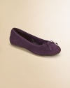 Versatile ballerina shoes with a sweet bow detail. Leather upper Slip-on Padded insole Rubber sole Imported 