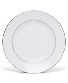 Inspired by the chic London neighborhood, the Waterford Sloane Square salad plate is as chic and simple as its namesake, featuring a tailored band and platinum dot details.