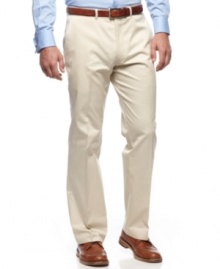 In a smooth, easy finish, these pants from Kenneth Cole Reaction is a must-have for the modern man.