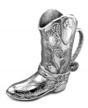 Serve it up cowboy style. This ready-for-the-rodeo boot pitcher is Texan through and through with spurs and a lone star in ultra-durable Wilton Armetale metal.