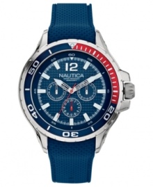 Add a spark to your weekend look with this bold sport watch from Nautica.