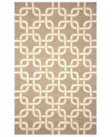 Chain-link chic! Liora Manne combines hand-hooking and hand-tufting techniques to achieve the rich, textural surface of this oatmeal and ivory-hued indoor/outdoor rug from the Promenade collection. UV stabilized to minimize fading, the elegant and durable rug is sure to please. Hose off for easy cleaning.