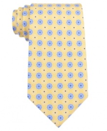 A micro pattern adds a fresh touch to your look. This tie from Tommy Hilfiger is an instant classic.