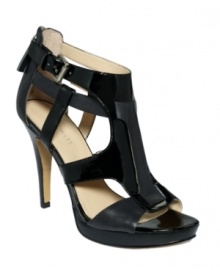 Get the most out of your ever-growing style. Nine West presents the alluring Maximal sandal, designed with a caged vamp and sexy high-heel.